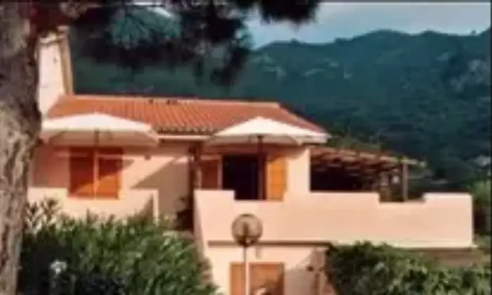 Rexer-Rio-nellElba-Bilocale-localita-Nisportino-Rio-Terrazzo
