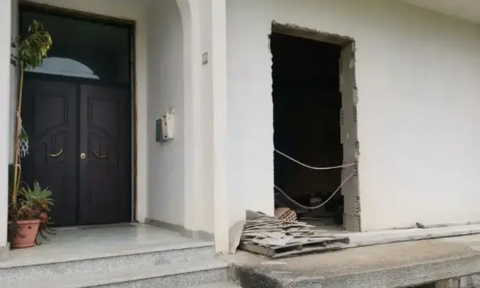 Rexer-Palomonte-Appartamento-in-vendita-a-Palomonte-Terrazzo