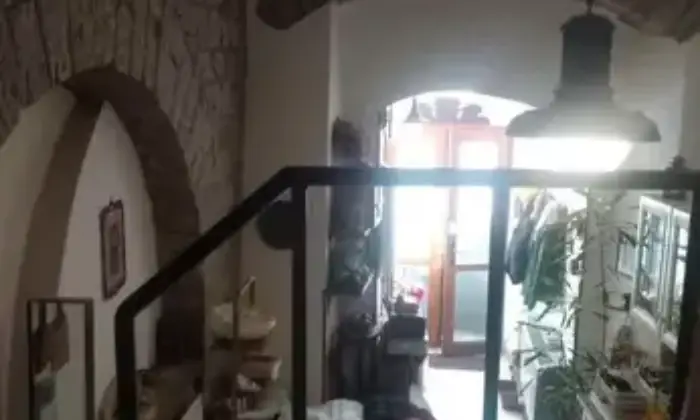 Rexer-Avigliano-Casa-indipendente-in-vendita-in-salita-al-Piano-dellOrso-Ingresso