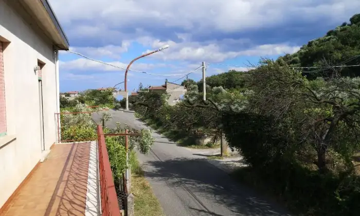 Rexer-SantIlario-dello-Ionio-Vendesi-Terratetto-unifamiliare-Contrada-Cardesi-SantIlario-dello-Ionio-Terrazzo