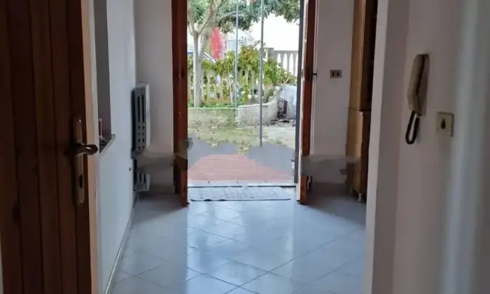 Rexer-Pizzo-Vendesi-appartamento-in-via-Riviera-Prangi-Centro-Pizzo-Altro