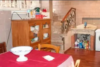 Rexer-Catania-Casa-ristrutturata-semi-indipendente-Cucina