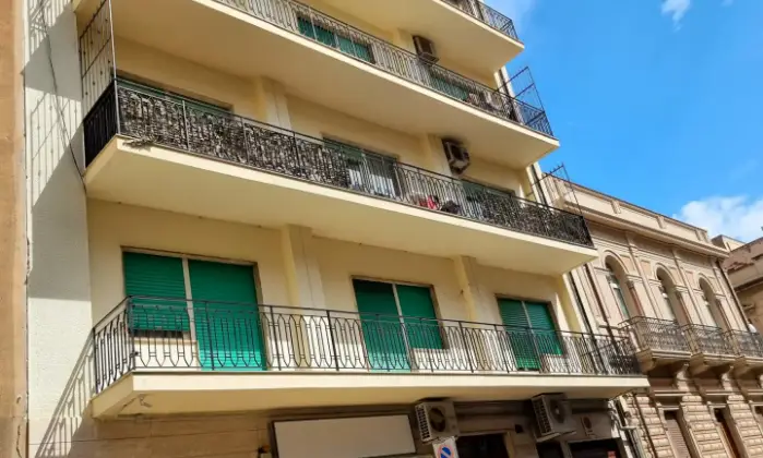 Rexer-Reggio-di-Calabria-Loft-Magna-Grecia-Centro-Storico-Reggio-Calabria-Salone