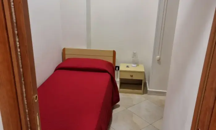 Rexer-Reggio-di-Calabria-Loft-Magna-Grecia-Centro-Storico-Reggio-Calabria-CameraDaLetto