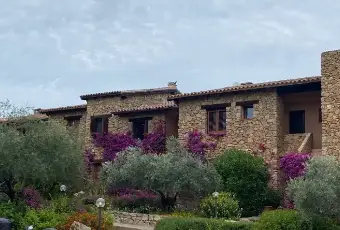 Rexer-Olbia-Trilocale-con-bagni-e-vista-panoramica-su-Porto-Rotondo-in-Olbia-SS-Giardino