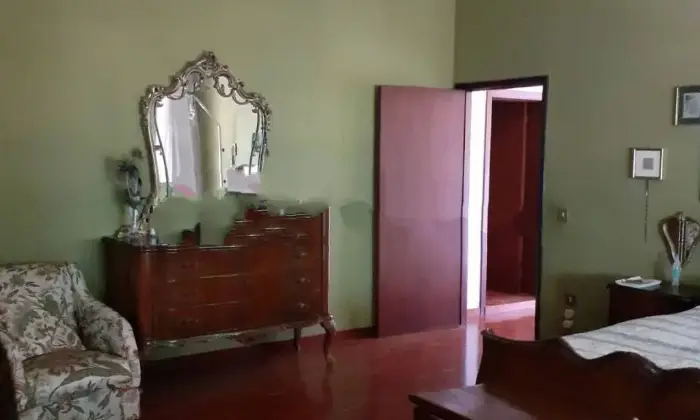 Rexer-Fabriano-Vendesi-appartamento-in-viale-Campo-Sportivo-Centro-Fabriano-CameraDaLetto