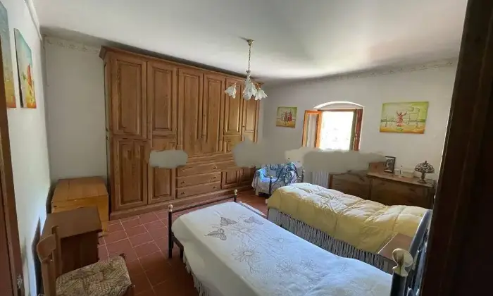 Rexer-MontecatiniTerme-Casa-colonica-via-del-Pino-MontecatiniTerme-CameraDaLetto