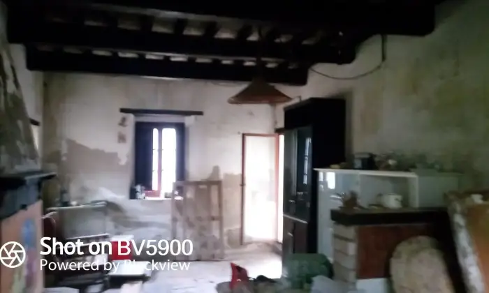 Rexer-Urbino-Villa-singola-rustico-casale-Altro