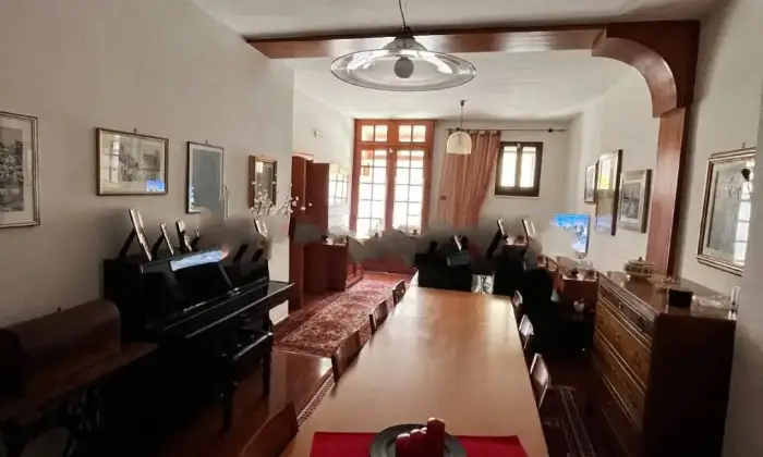 Rexer-Irsina-Vendesi-casa-indipendente-in-corso-Giacomo-Matteotti-Centro-Irsina-Altro