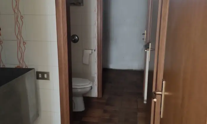 Rexer-Romano-dEzzelino-S-Giacomo-posizione-centrale-C-Bagno