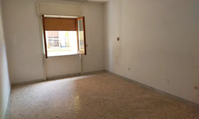 Rexer-Angri-Appartamento-in-Via-Enrico-Fermi-Angri-CameraDaLetto