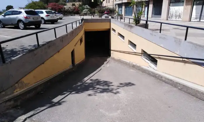 Rexer-Termini-Imerese-Magazzino-Deposito-in-vendita-ALTRO