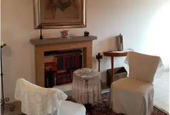 Rexer-Talamello-Appartamento-in-vendita-in-via-Borgo-Mazzini-a-Talamello-Salone