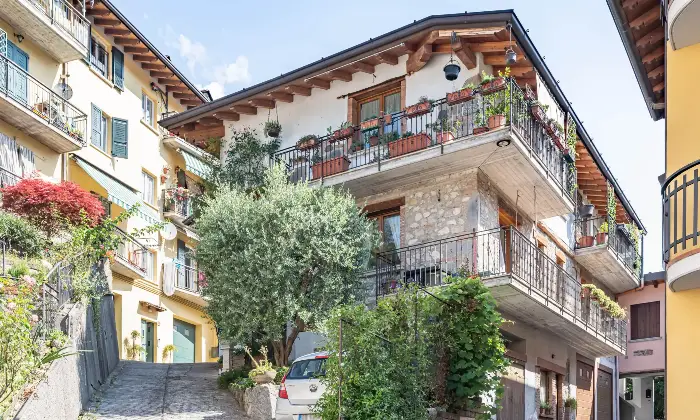 Rexer-Gardone-Val-Trompia-Splendido-appartamento-in-villa-Altro