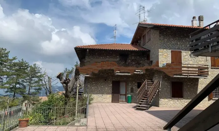 Rexer-Monzuno-Quadrilocale-via-Belvedere-Centro-Monzuno-Terrazzo
