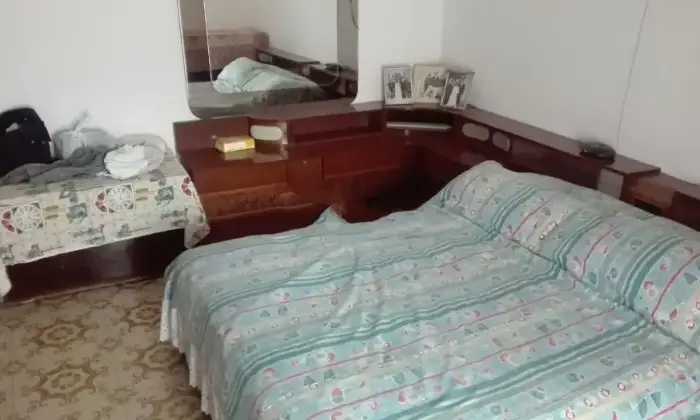 Rexer-Montefalcone-di-Val-Fortore-Appartamento-al-primo-piano-a-Montefalcone-di-Val-Fortore-BN-CameraDaLetto