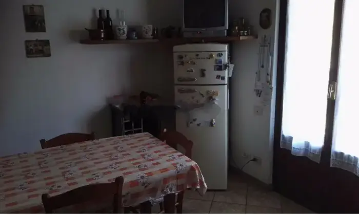 Rexer-Reggello-Vendesi-appartamento-in-via-della-Resistenza-a-Reggello-CameraDaLetto
