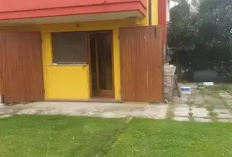Rexer-Teglio-Veneto-Vendesi-villetta-a-Teglio-Veneto-Giardino