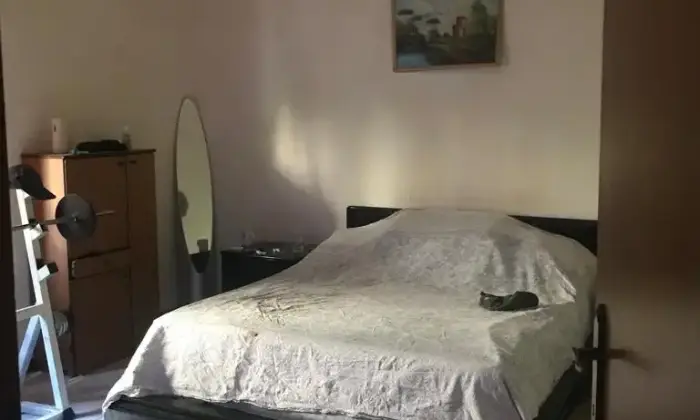 Rexer-Arischia-AQ-Vendesi-appartamento-Frazione-ARISCHIA-di-LAquila-AQ-CameraDaLetto
