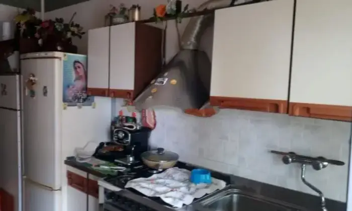 Rexer-Morro-dOro-Vendesi-appartamento-in-Via-nazionale-Morro-dOro-Cucina