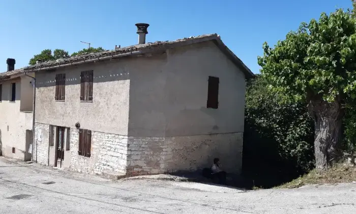 Rexer-Genga-Casa-di-paese-in-vendita-in-Casamontanara-Genga-Terrazzo