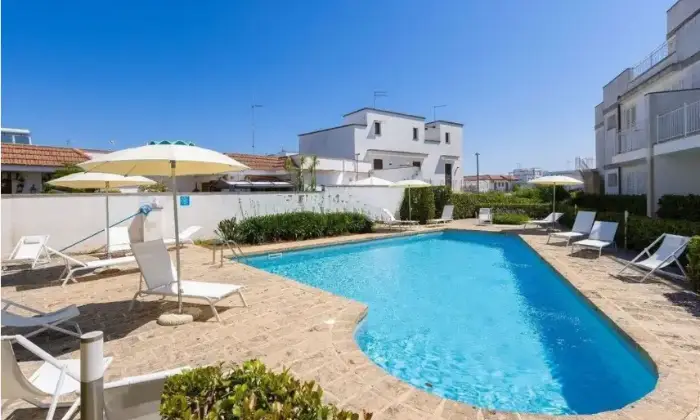 Rexer-Nard-Trilocale-in-vendita-in-via-Antonello-da-Messina-a-Nard-Terrazzo