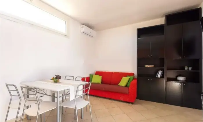 Rexer-Nard-Trilocale-in-vendita-in-via-Antonello-da-Messina-a-Nard-Salone