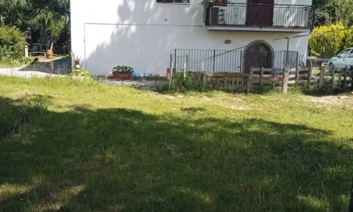 Rexer-Torrita-di-Siena-Villa-unifamiliare-Localit-Gore-Caselle-Gore-Torrita-di-Siena-Giardino