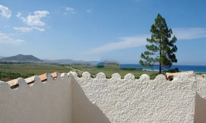 Rexer-Siniscola-Vendesi-villa-in-Ss-a-Siniscola-Terrazzo