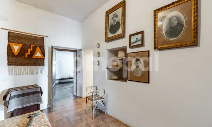 Rexer-Pietralunga-ANTICA-DIMORA-IN-EX-TORRE-DI-GUARDIA-DEL-CON-GIARDINO-STACCATO-ALTRO
