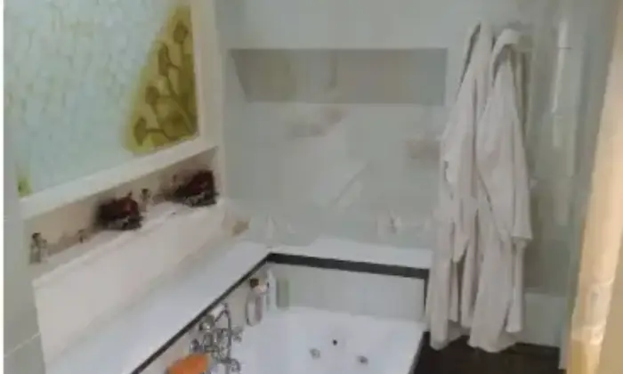 Rexer-SantEufemia-dAspromonte-Appartamento-in-vendita-in-corso-umberto-primo-SantEufemia-dAspromonte-Bagno