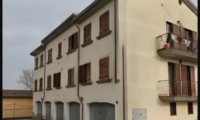 Rexer-Marciano-della-Chiana-Trilocale-in-vendita-in-via-Cassia-a-Marciano-della-Chiana-Garage