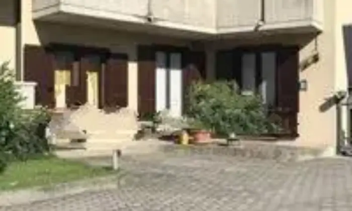 Rexer-Massalengo-Vendesi-casa-semi-indipendente-ALTRO