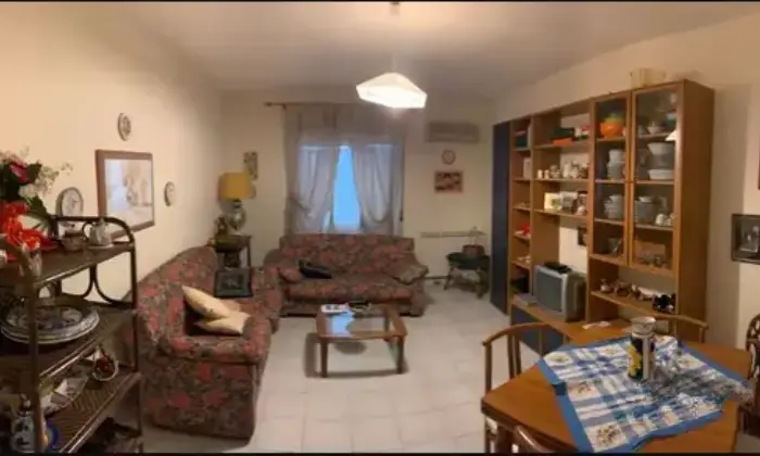 Rexer-Barcellona-Pozzo-di-Gotto-Quadrilocale-in-via-Kennedy-a-Barcellona-Pozzo-di-Gotto-Salone