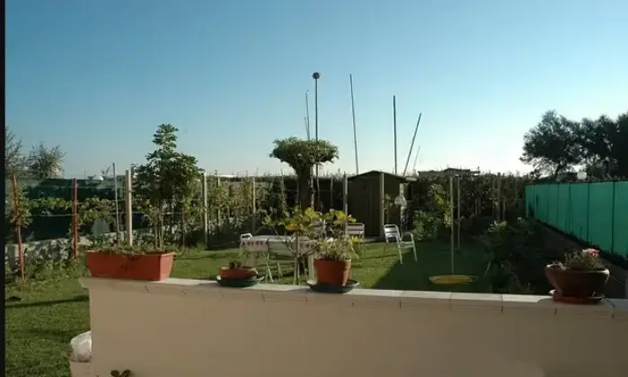 Rexer-Ravenna-Vendesi-appartamento-a-Lido-Adriano-RA-Giardino