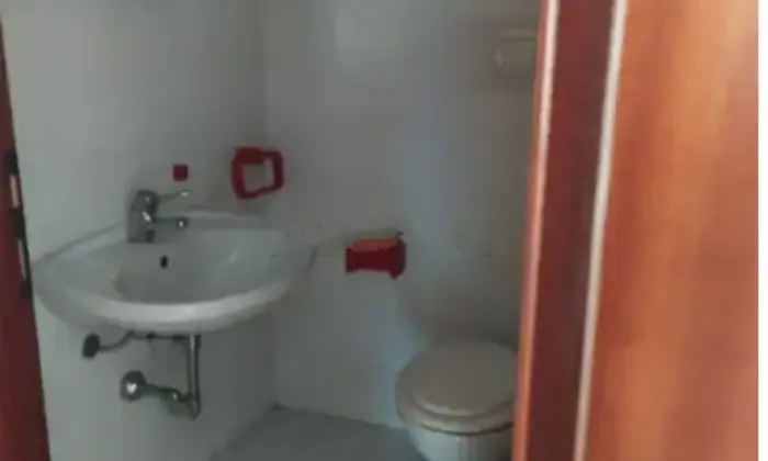 Rexer-Montereale-Valcellina-Negozio-in-vendita-in-Piazza-Giulio-Cesare-a-Montereale-Valcellina-Bagno