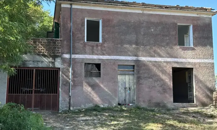 Rexer-Scafa-Masseria-La-Rossa-Garage