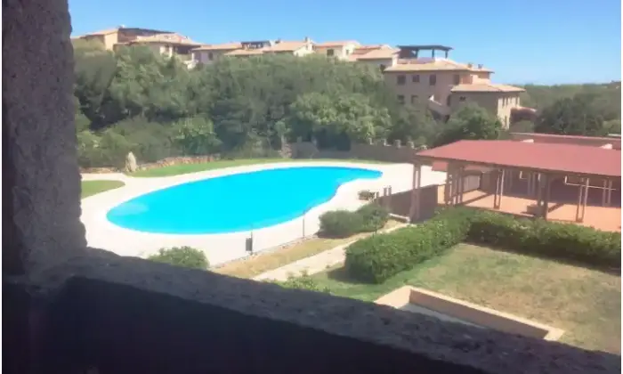 Rexer-Olbia-Vendesi-appartamento-in-via-RudargiaPorto-Rotondo-Olbia-Giardino