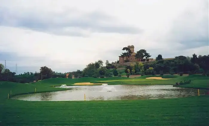 Rexer-Guidonia-Montecelio-VENDITA-MULTIPROPRIETA-A-ROMA-al-GOLF-CLUB-MESE-LUGLIO-Giardino