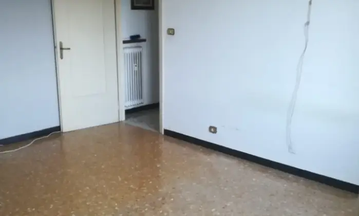 Rexer-Arquata-Scrivia-Appartamento-comodo-alla-stazione-CameraDaLetto