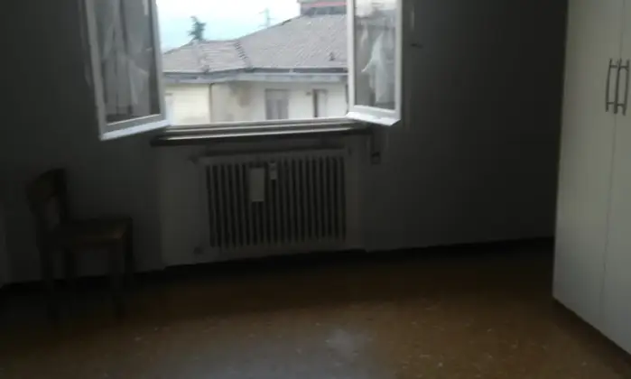 Rexer-Arquata-Scrivia-Appartamento-comodo-alla-stazione-CameraDaLetto