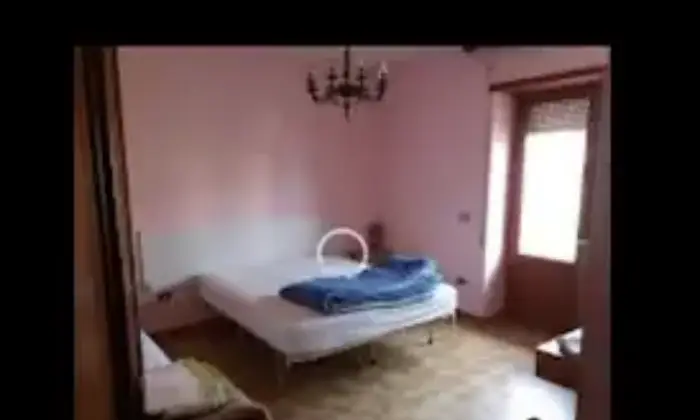 Rexer-Pizzoli-Appartamento-in-vendita-in-via-delle-Fontanelle-a-Pizzoli-CameraDaLetto