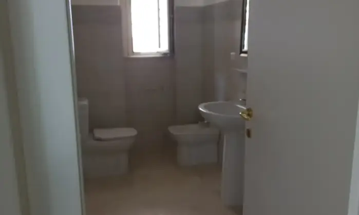 Rexer-Catania-ETNEA-angolo-R-MARGHERITA-mq-RISTRUTTURATO-ARREDATO-euro-Bagno