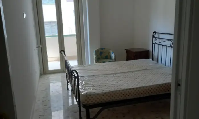 Rexer-Catania-ETNEA-angolo-R-MARGHERITA-mq-RISTRUTTURATO-ARREDATO-euro-Bagno