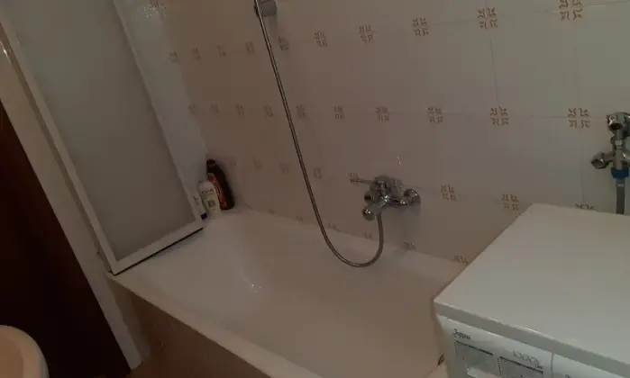 Rexer-Piazzatorre-Appartamento-in-Via-Santa-Lucia-Piazzatorre-Bagno