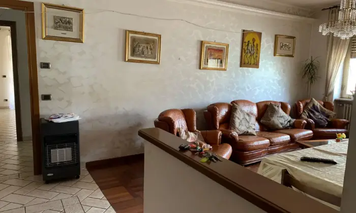 Rexer-Tagliacozzo-Appartamento-in-villa-in-vendita-a-TAGLIACOZZO-AQ-SALONE