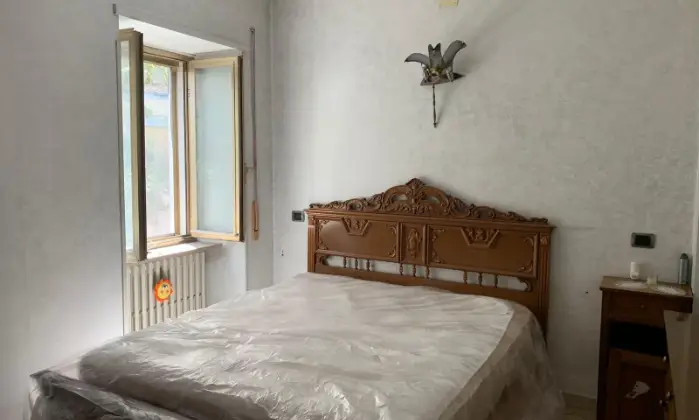 Rexer-Tagliacozzo-Appartamento-in-villa-in-vendita-a-TAGLIACOZZO-AQ-CameraDaLetto