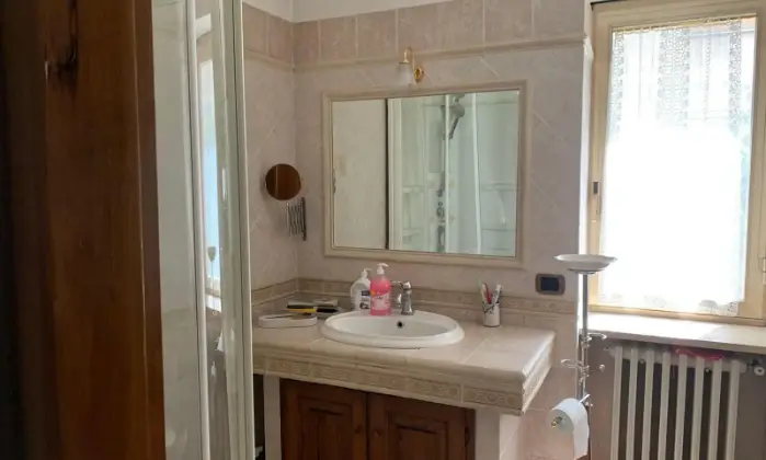 Rexer-Tagliacozzo-Appartamento-in-villa-in-vendita-a-TAGLIACOZZO-AQ-BAGNO