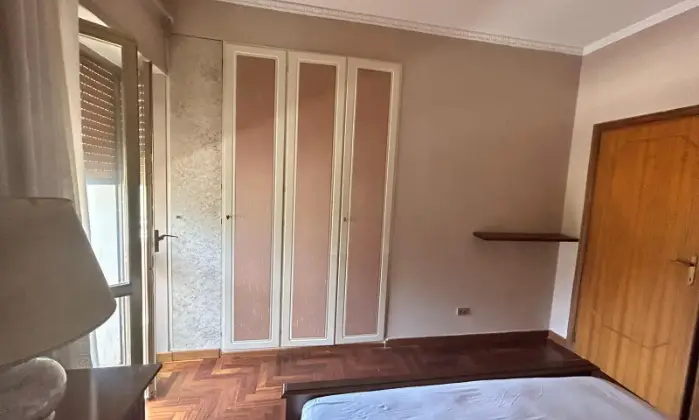 Rexer-Tagliacozzo-Mansarda-ampia-in-villa-in-vendita-a-TAGLIACOZZO-AQ-CAMERA-DA-LETTO
