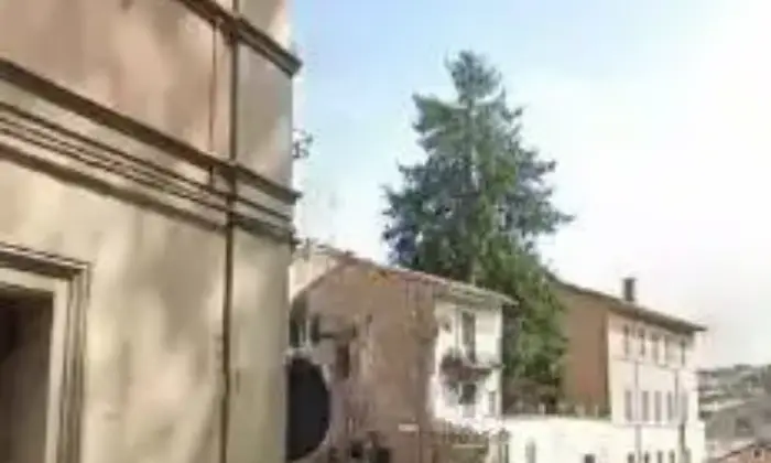 Rexer-Bassano-Romano-Vendesi-casa-di-paese-in-via-della-Stazione-Bassano-Romano-Altro
